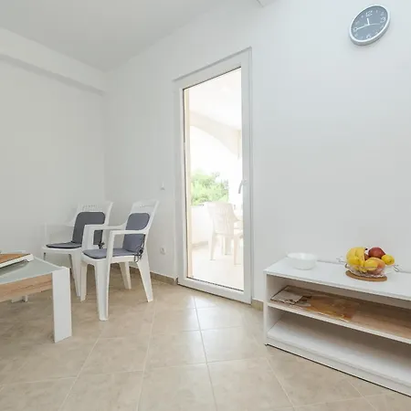 Apartament By The Sea - 18563