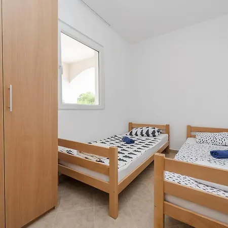 By The Sea - 18563 Apartment *