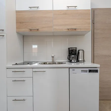 Apartament By The Sea - 18563 *